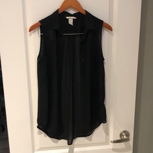 H&M sleeveless black shirt